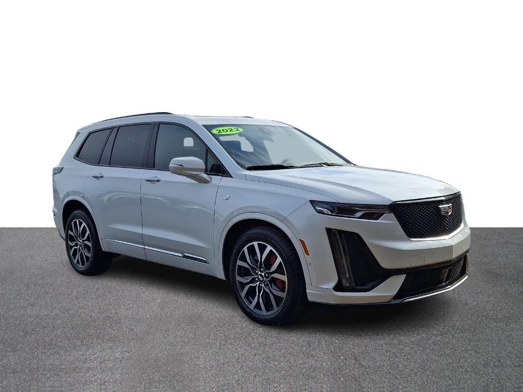 used 2022 Cadillac XT6 car, priced at $40,995
