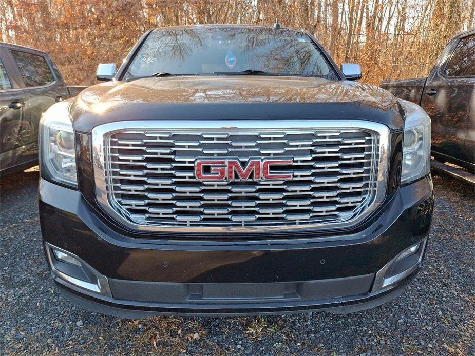 used 2019 GMC Yukon car, priced at $28,995