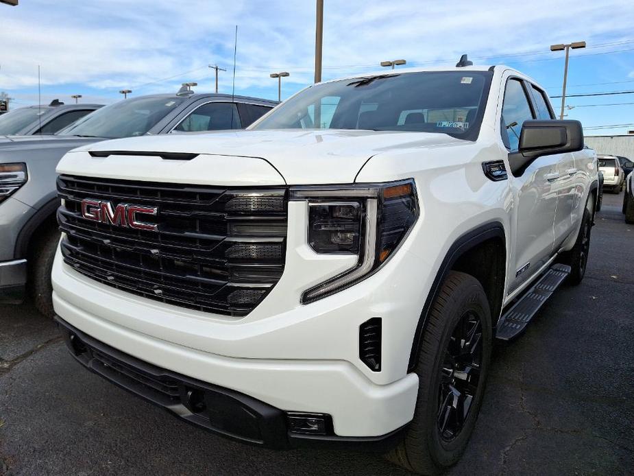 new 2025 GMC Sierra 1500 car, priced at $52,840