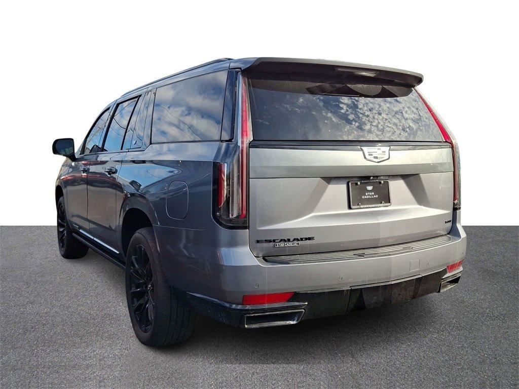 used 2021 Cadillac Escalade ESV car, priced at $71,995