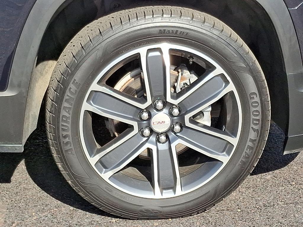 used 2021 GMC Acadia car, priced at $25,995