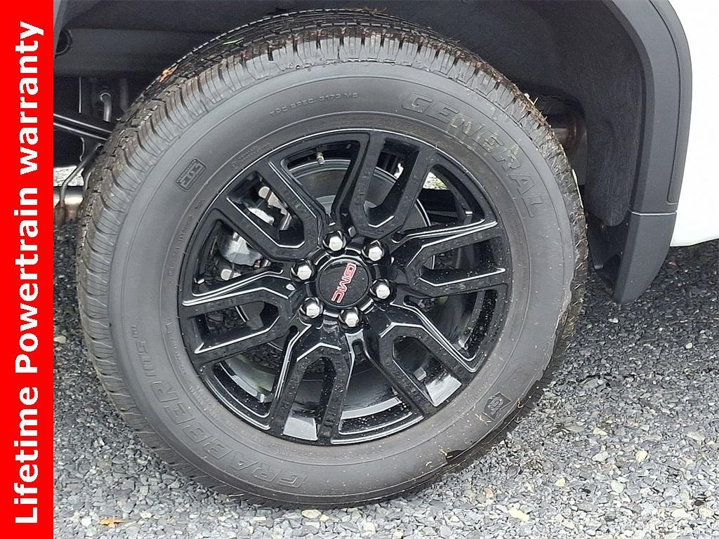 new 2026 GMC Sierra 1500 car, priced at $46,955