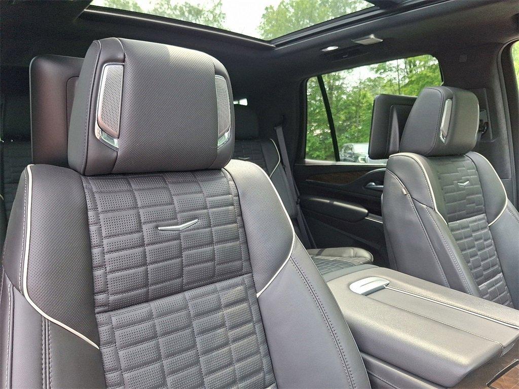 used 2023 Cadillac Escalade car, priced at $76,981