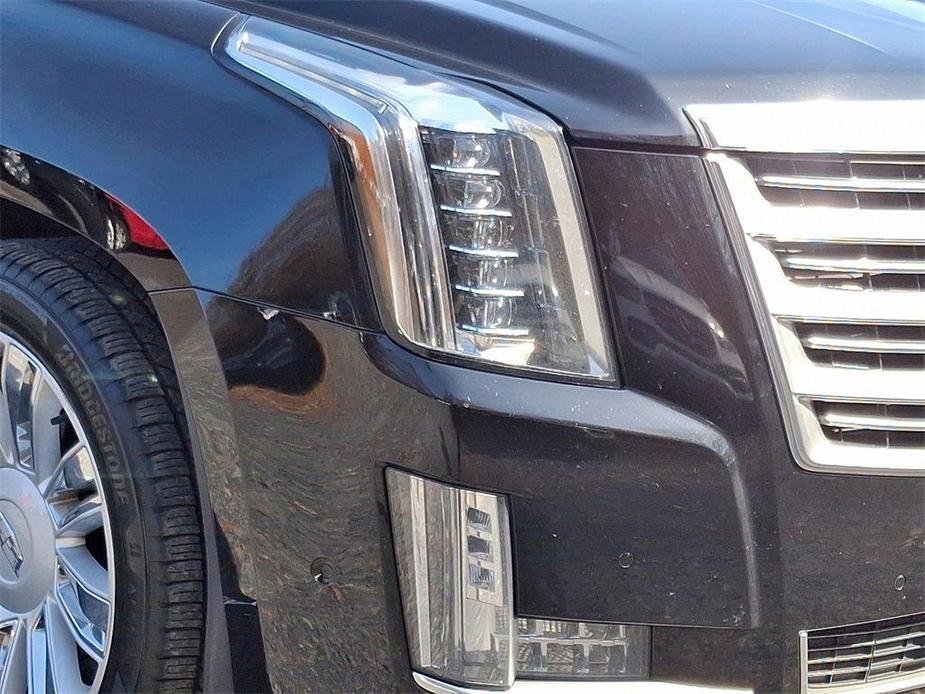 used 2018 Cadillac Escalade ESV car, priced at $34,678