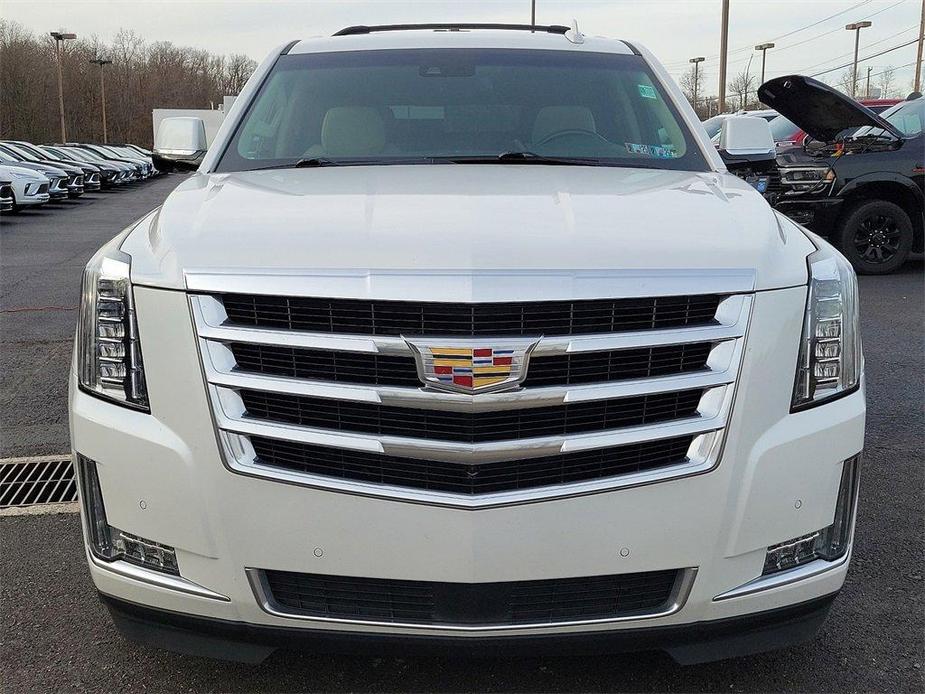 used 2019 Cadillac Escalade ESV car, priced at $37,493