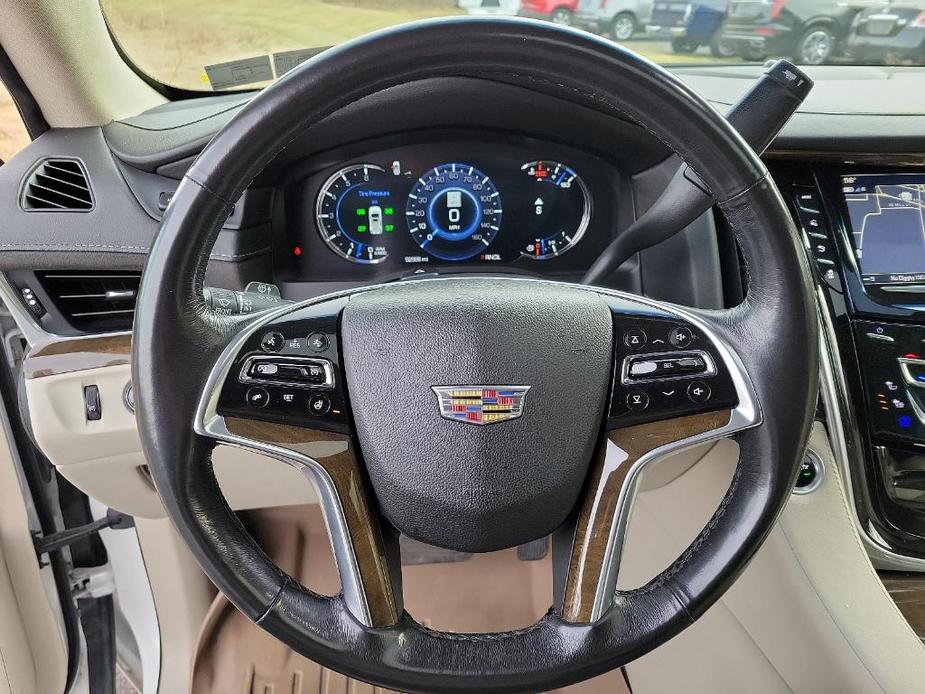 used 2019 Cadillac Escalade ESV car, priced at $33,489