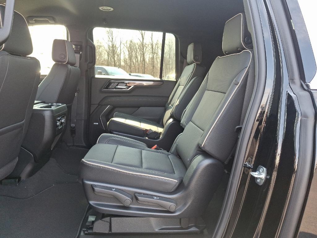 new 2025 GMC Yukon XL car, priced at $78,730