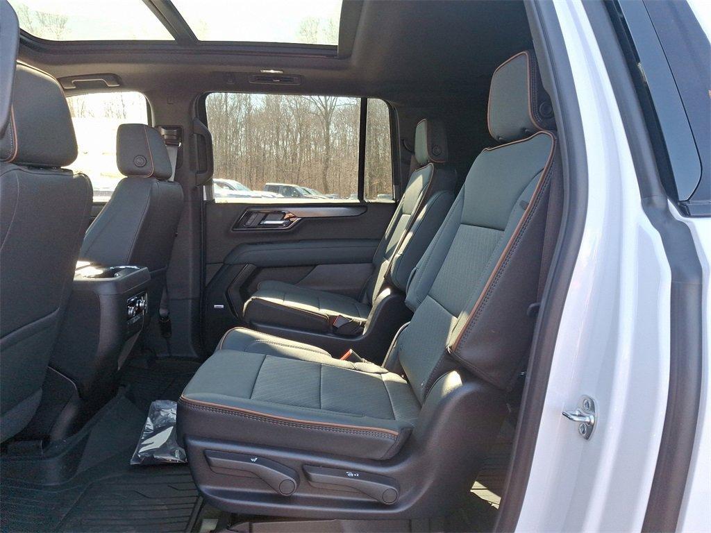 new 2025 GMC Yukon XL car, priced at $86,555