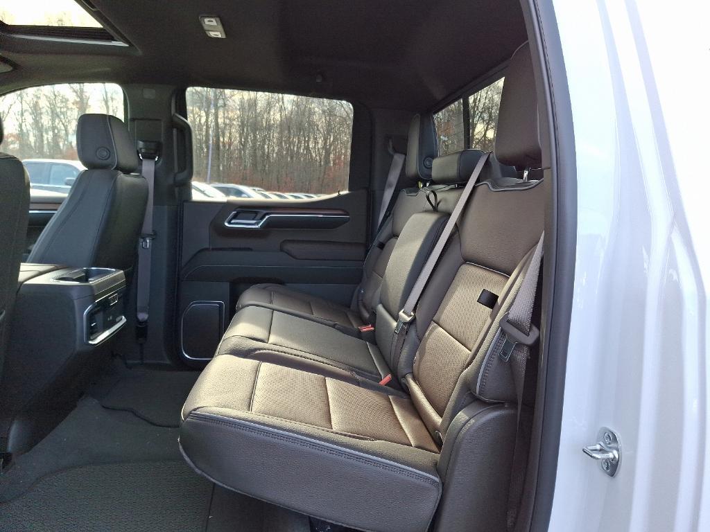 new 2025 GMC Sierra 1500 car, priced at $70,900