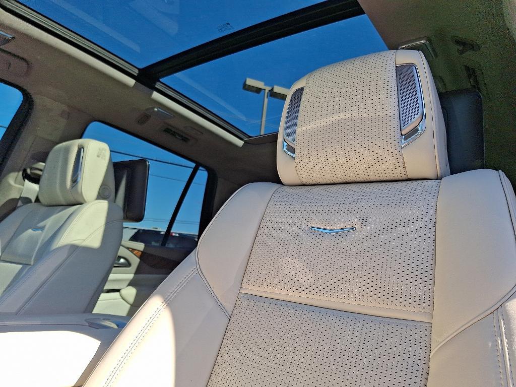 used 2022 Cadillac Escalade car, priced at $70,586