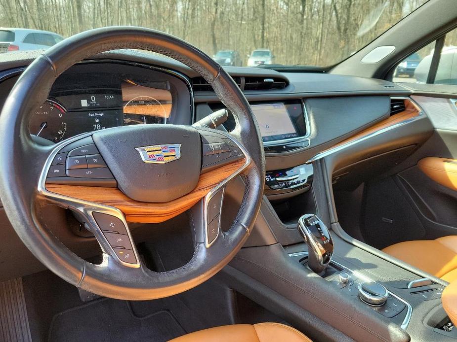 used 2020 Cadillac XT5 car, priced at $29,900