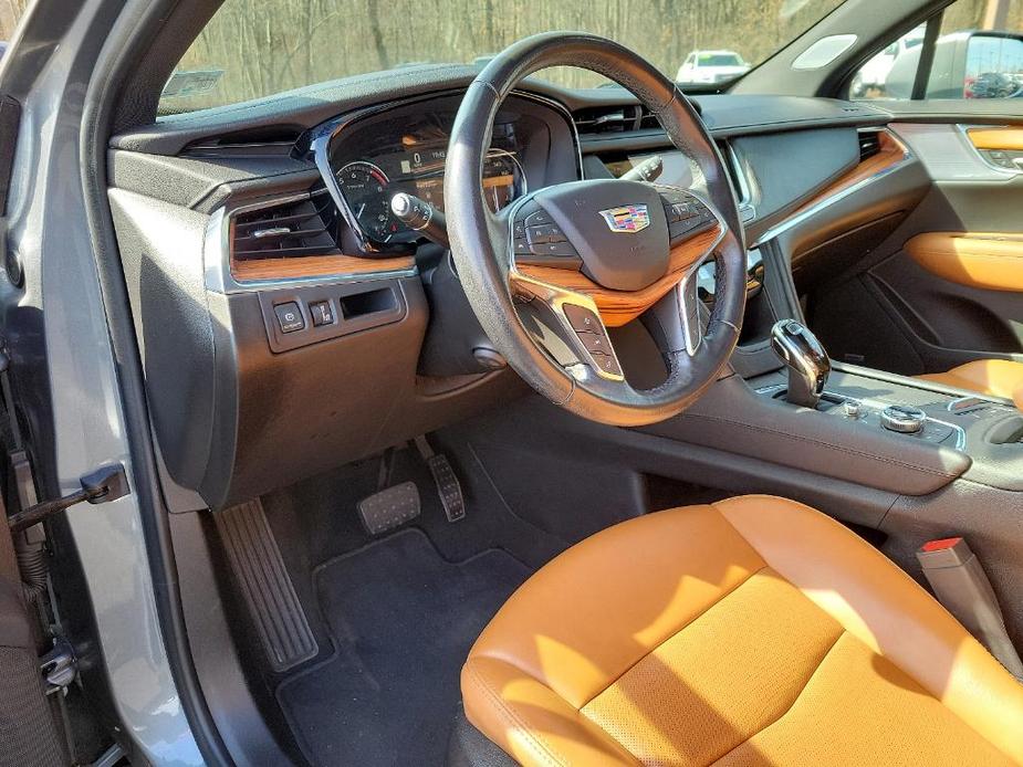 used 2020 Cadillac XT5 car, priced at $30,250