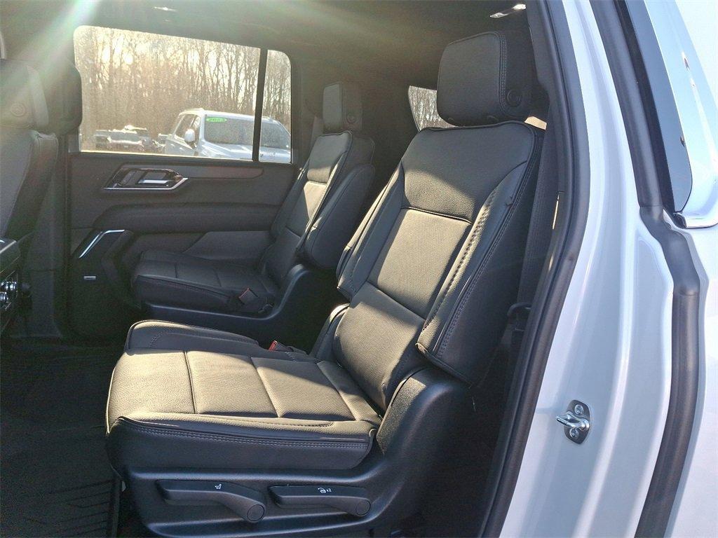 new 2025 GMC Yukon XL car, priced at $93,590