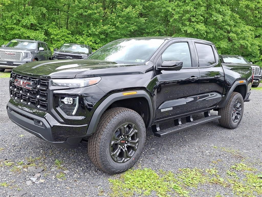 new 2025 GMC Canyon car, priced at $46,880