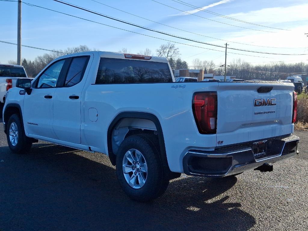 new 2025 GMC Sierra 1500 car, priced at $43,165