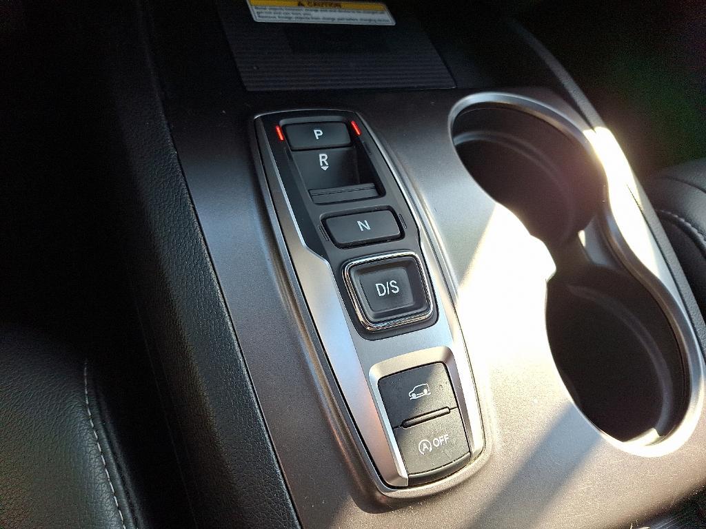 used 2022 Honda Pilot car, priced at $33,995