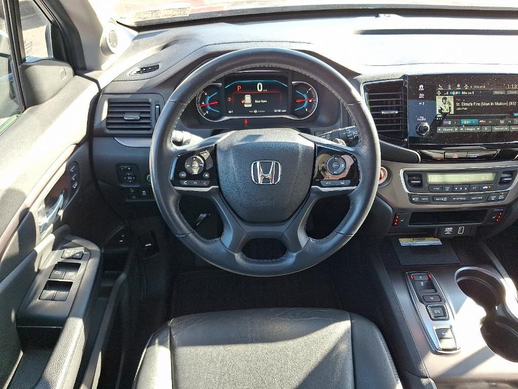 used 2022 Honda Pilot car, priced at $33,995