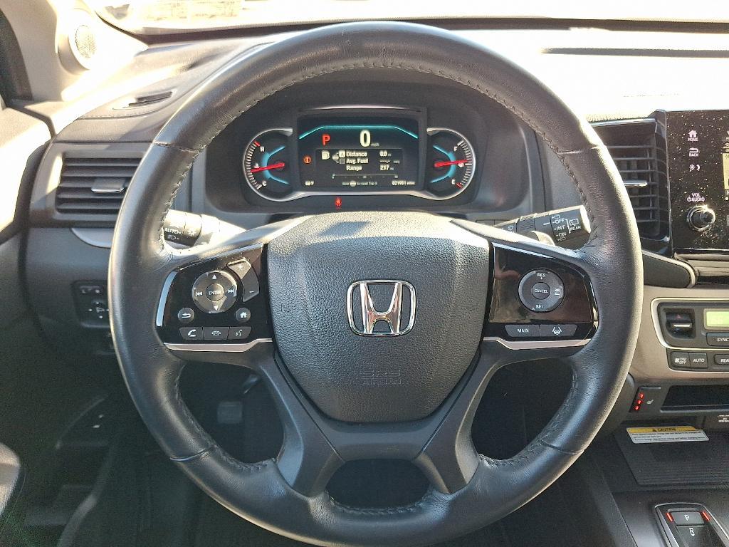 used 2022 Honda Pilot car, priced at $33,995