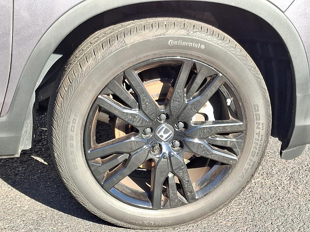 used 2022 Honda Pilot car, priced at $33,995