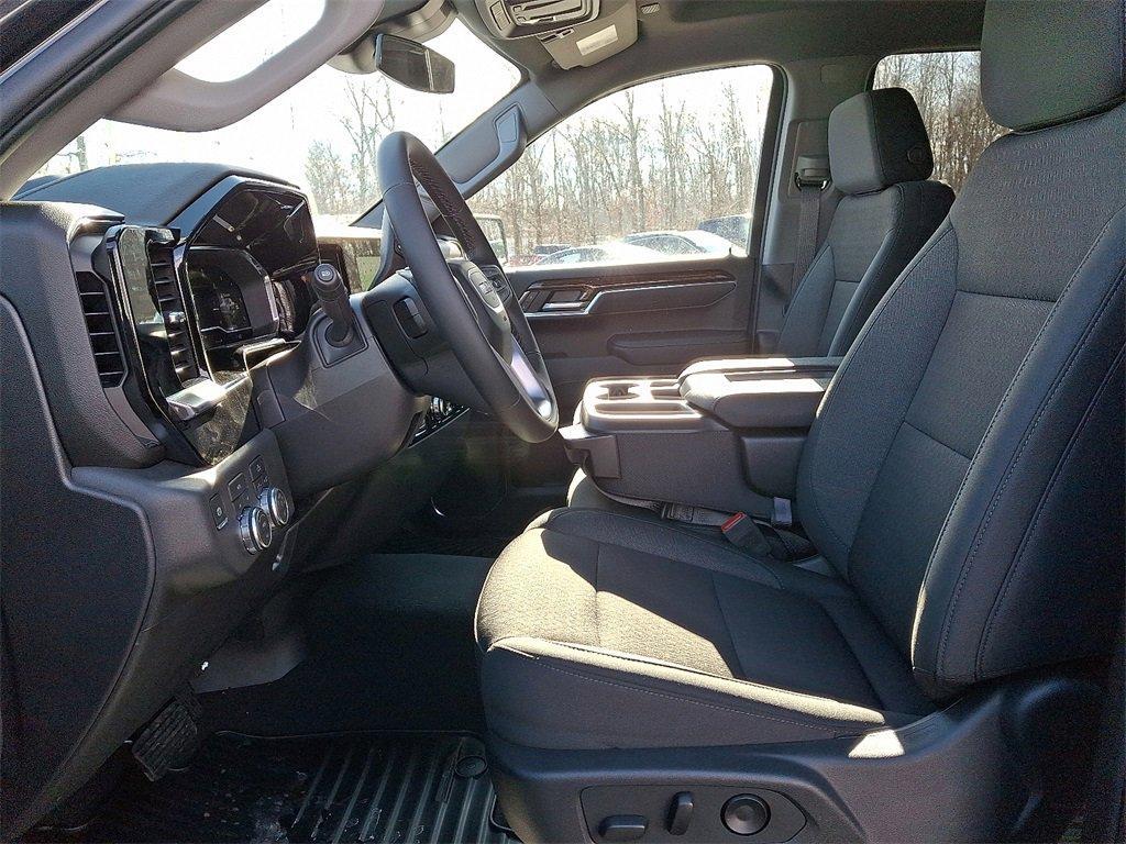 new 2025 GMC Sierra 1500 car, priced at $50,890