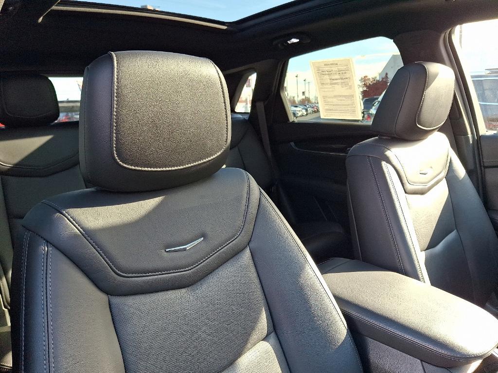 used 2020 Cadillac XT5 car, priced at $31,847