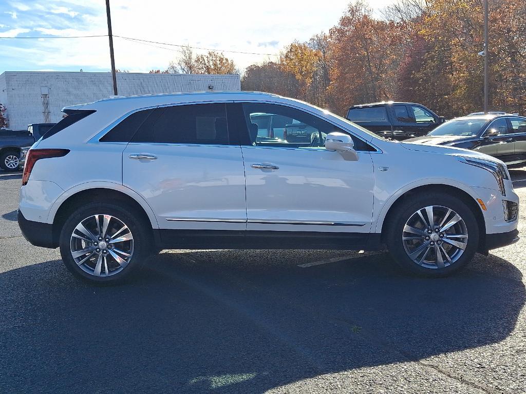 used 2020 Cadillac XT5 car, priced at $31,847