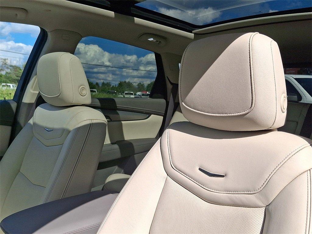 used 2021 Cadillac XT5 car, priced at $31,462