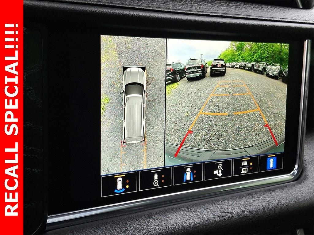used 2022 GMC Yukon XL car, priced at $51,722
