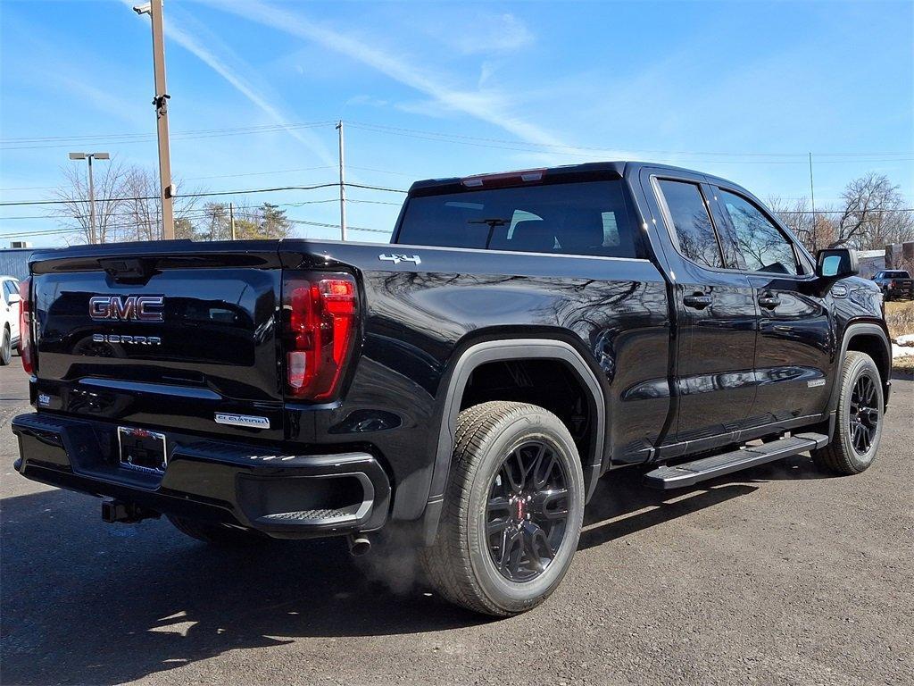 new 2025 GMC Sierra 1500 car, priced at $52,030