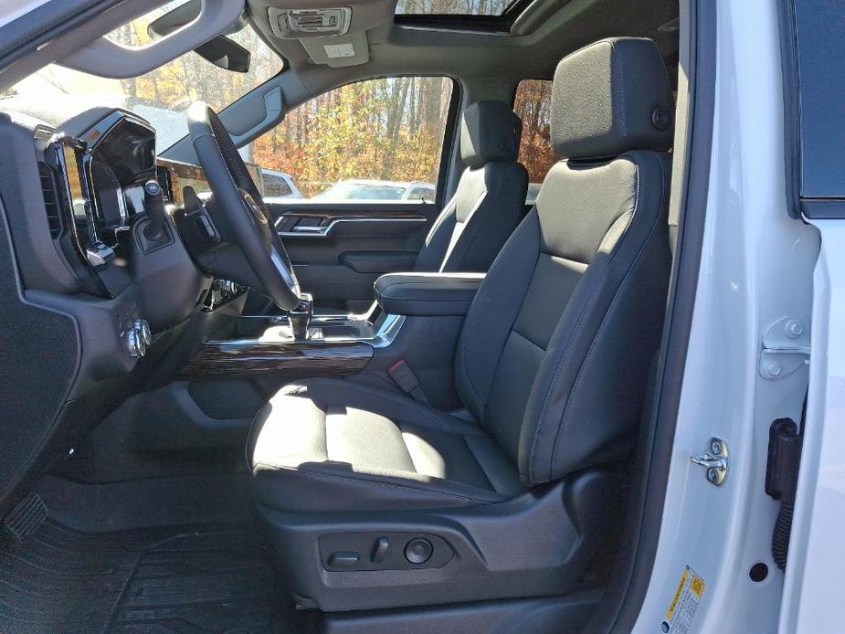 new 2025 GMC Sierra 1500 car, priced at $60,735