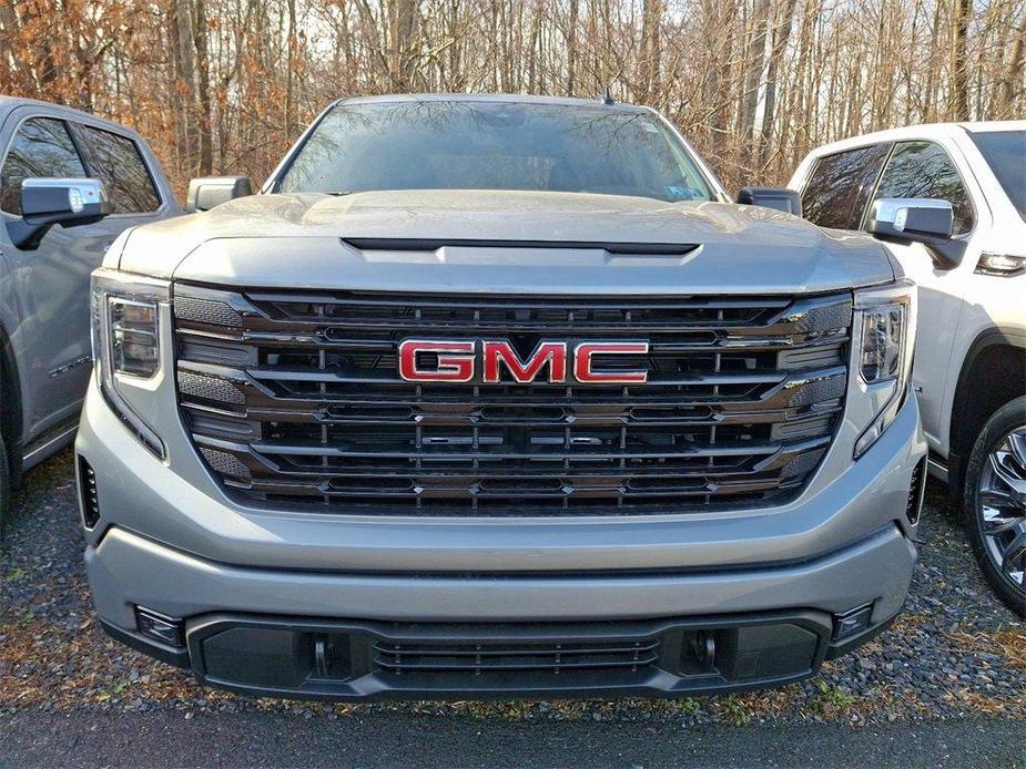 new 2025 GMC Sierra 1500 car, priced at $53,635