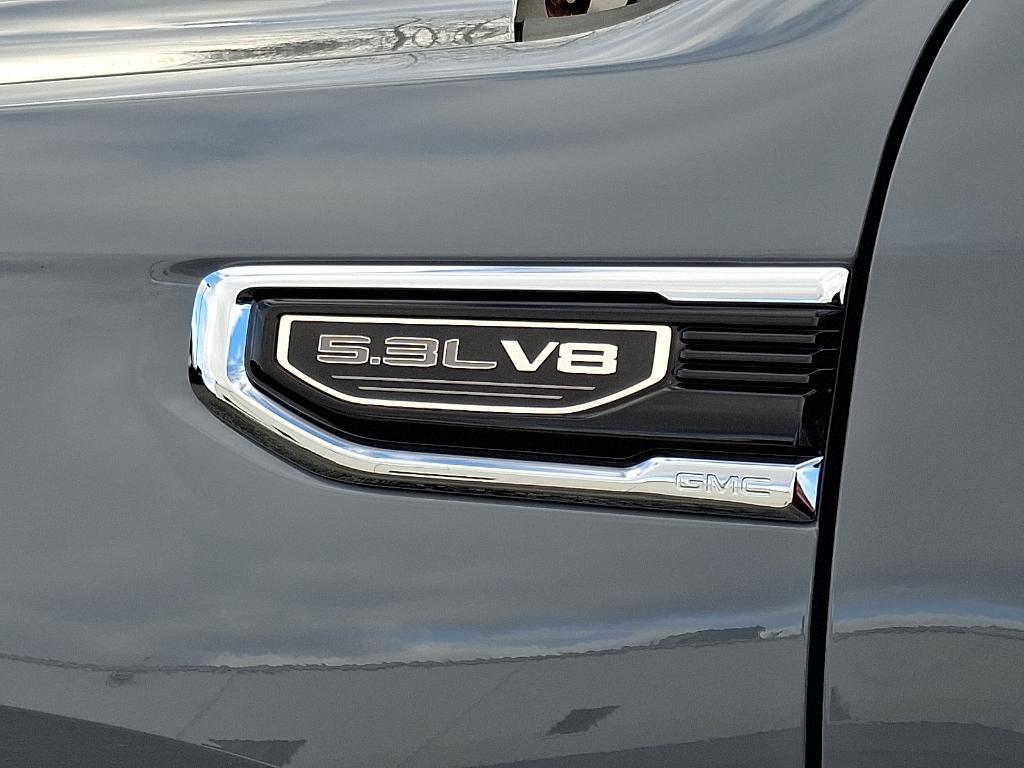 new 2025 GMC Sierra 1500 car, priced at $51,835