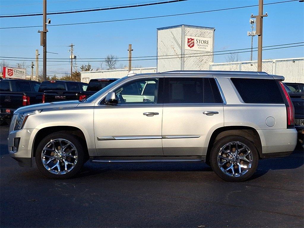 used 2017 Cadillac Escalade car, priced at $25,999