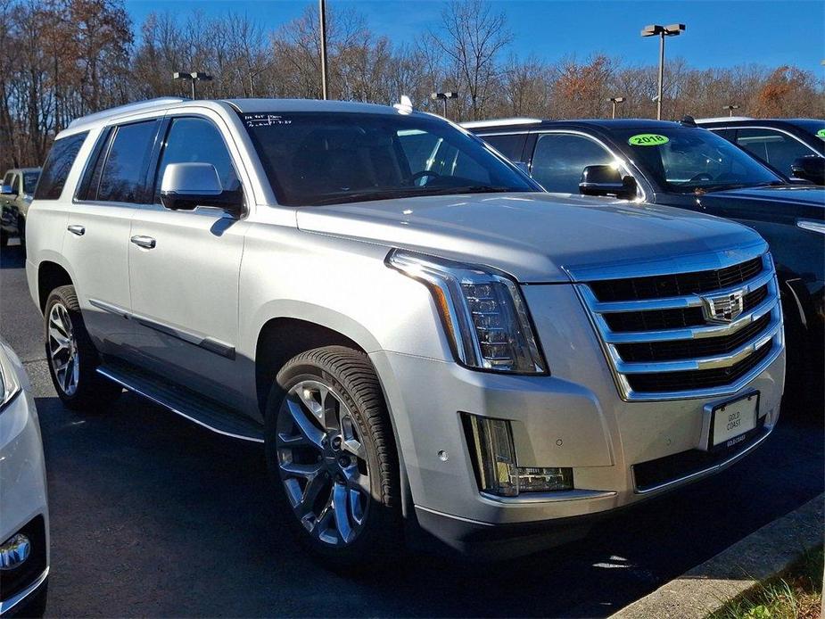 used 2017 Cadillac Escalade car, priced at $26,995