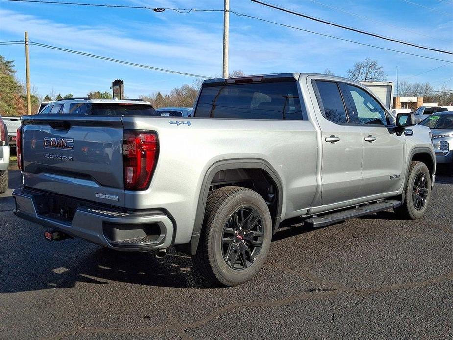 new 2025 GMC Sierra 1500 car, priced at $57,025