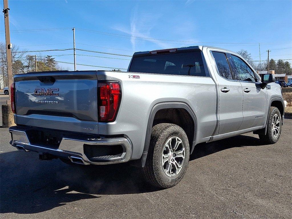 new 2025 GMC Sierra 1500 car, priced at $50,370