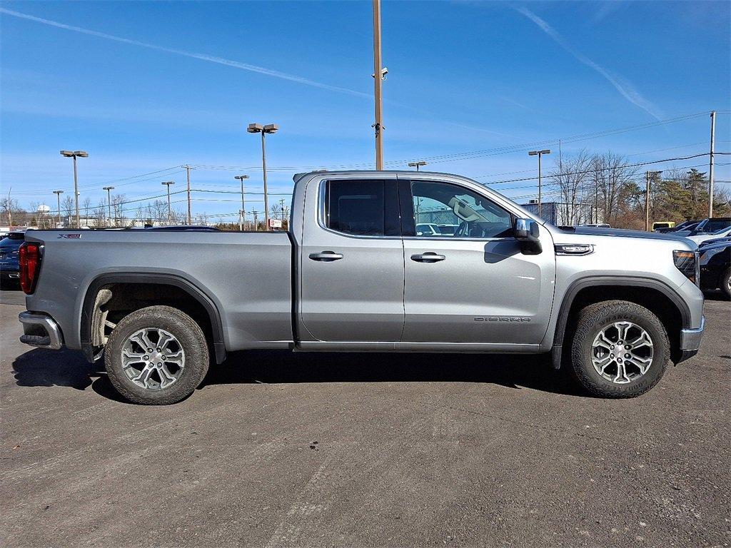 new 2025 GMC Sierra 1500 car, priced at $50,370