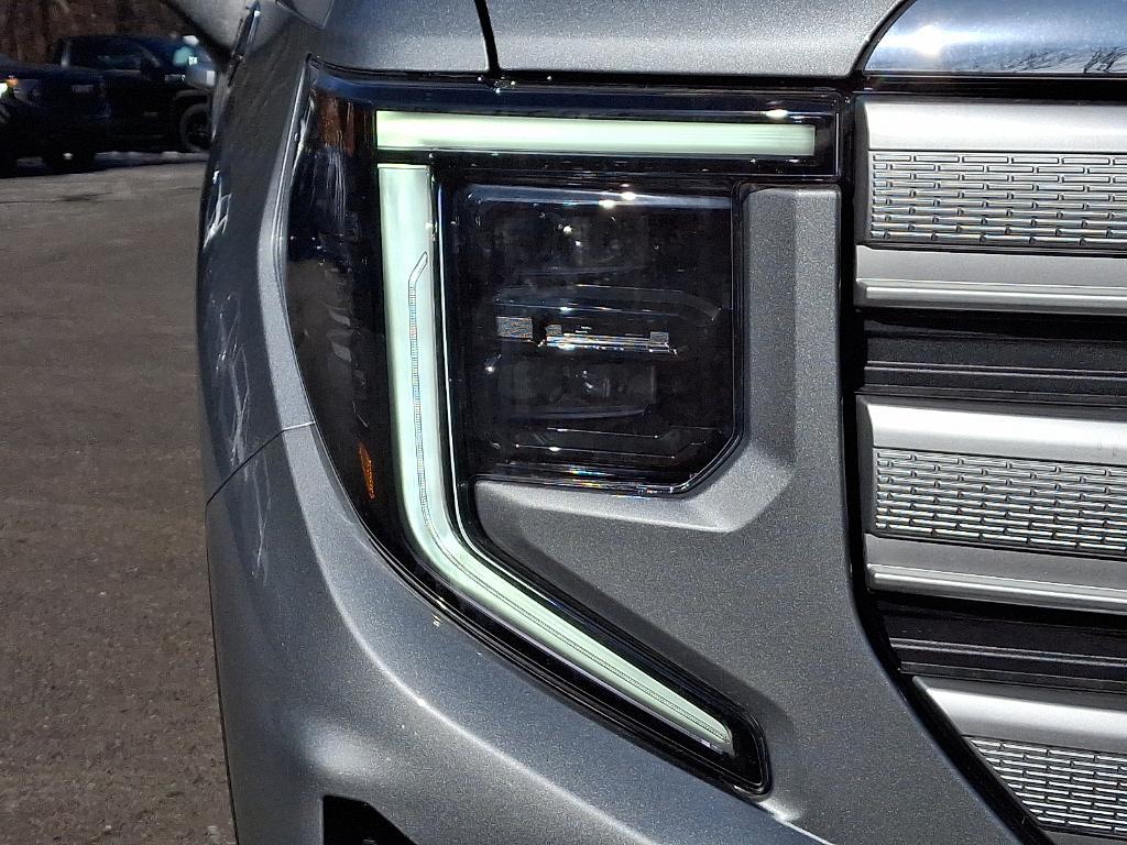 new 2025 GMC Sierra 1500 car, priced at $50,370