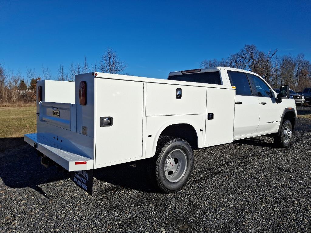 new 2025 GMC Sierra 3500 car, priced at $73,990