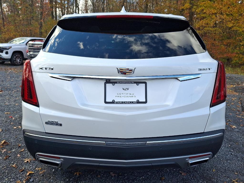 used 2022 Cadillac XT5 car, priced at $31,998