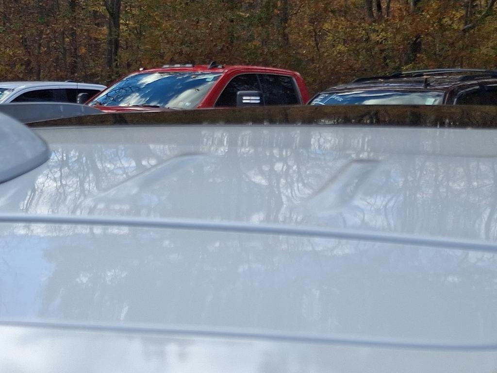 used 2022 Cadillac XT5 car, priced at $31,998