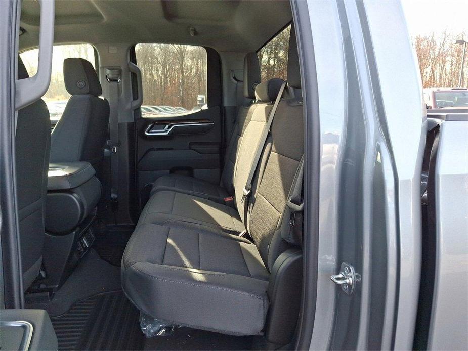 new 2025 GMC Sierra 1500 car, priced at $52,090