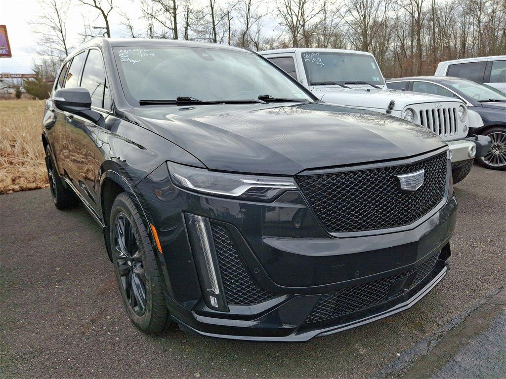 used 2022 Cadillac XT6 car, priced at $41,995