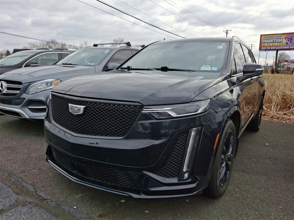 used 2022 Cadillac XT6 car, priced at $41,995