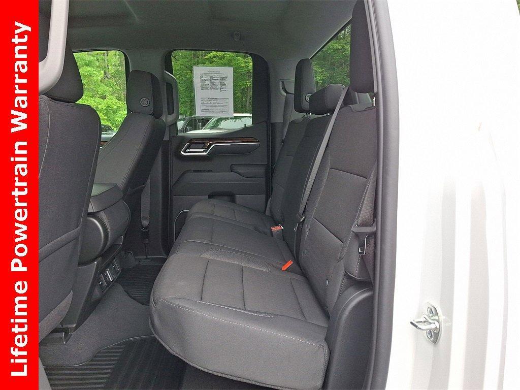 new 2025 GMC Sierra 1500 car, priced at $44,145