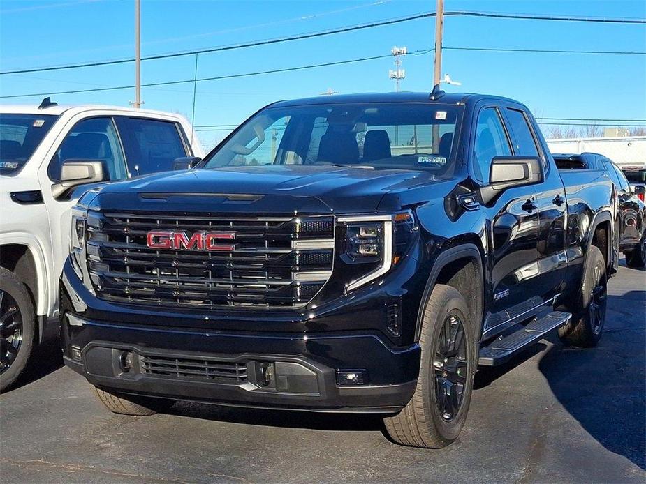 new 2025 GMC Sierra 1500 car, priced at $53,635