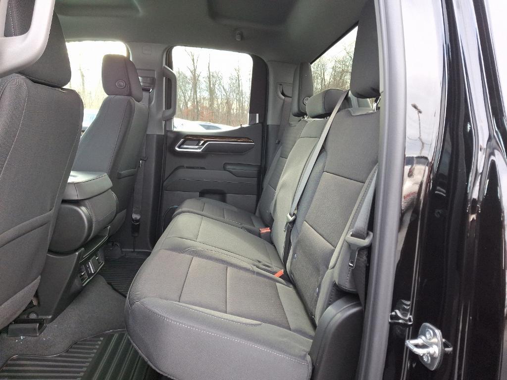 new 2025 GMC Sierra 1500 car, priced at $51,335