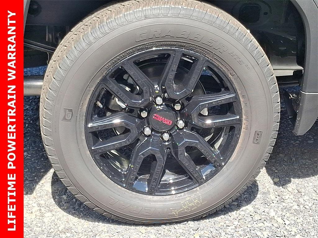 new 2025 GMC Sierra 1500 car, priced at $42,480