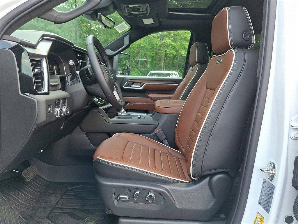 new 2025 GMC Sierra 3500 car, priced at $101,535