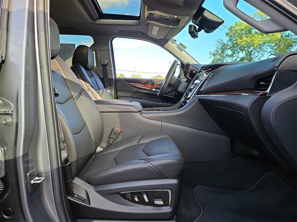 used 2020 Cadillac Escalade car, priced at $55,995